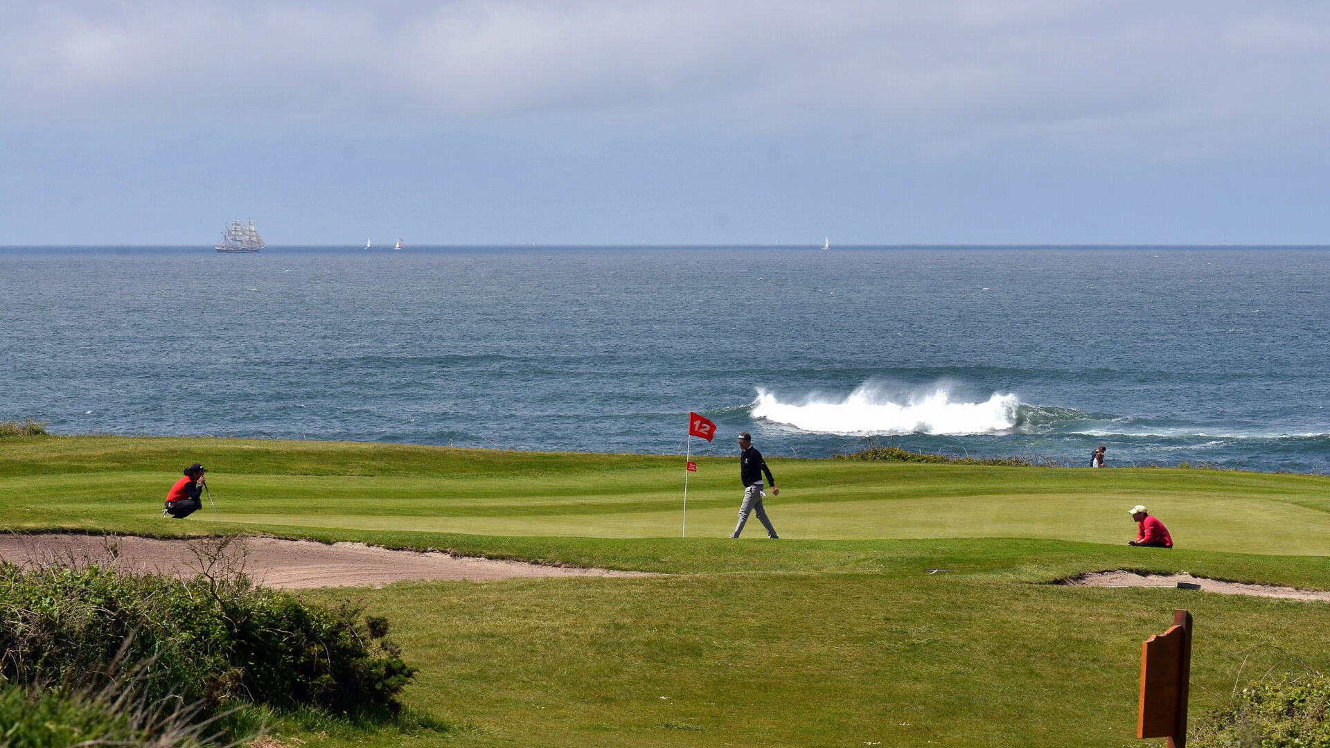 Terrain de golf à Larmor-Plage en bordure d'océan